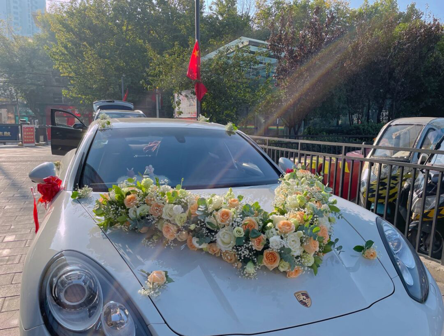 兄弟结婚为伴娘租车-兄弟婚礼为何要租车？